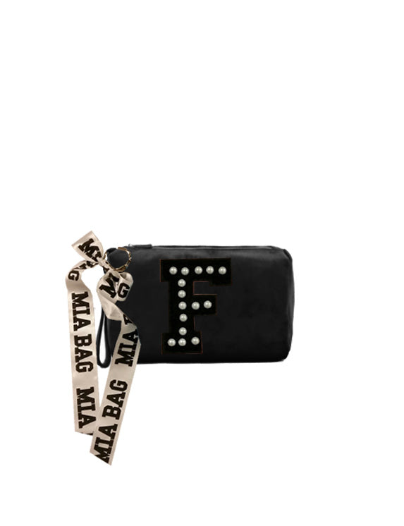 Beauty in velluto e perle