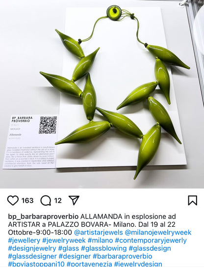 ALLAMANDA MOSTO